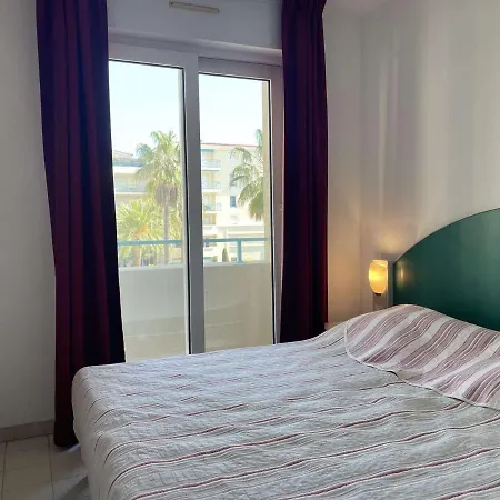 Διαμέρισμα Avec Terrasse, Piscine Et A 5 Min De La A Juan Les Pins - Fr-1-252-185 Αντίμπ