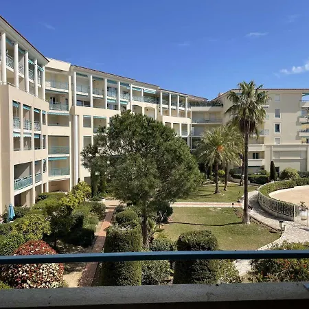 Avec Terrasse, Piscine Et A 5 Min De La A Juan Les Pins - Fr-1-252-185 Διαμέρισμα *